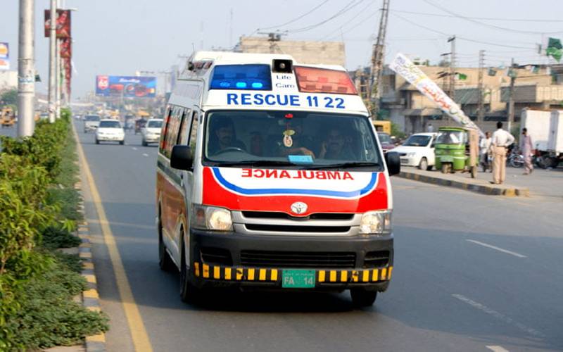  پنڈی بھٹیاں: مسافر بس کو حادثہ،3 افراد جاں بحق 