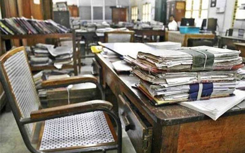وفاقی حکومت نے 40 ہزار اسامیاں ختم کردیں
