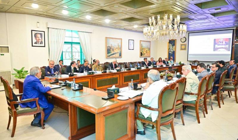 پاکستان- امارات مشترکہ وزارتی کمیشن اجلاس کی تیاری،نائب وزیراعظم کا تجارتی تعلقات کو وسیع کرنےپر زور