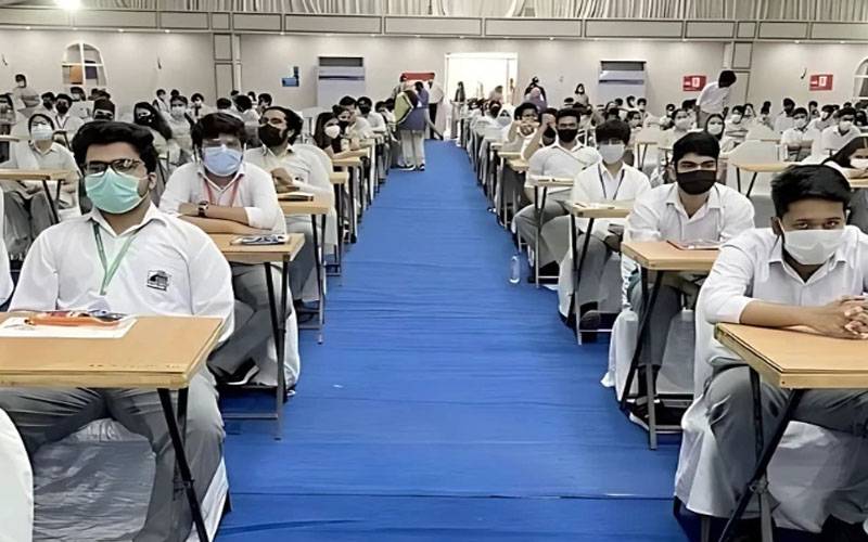 کیمبرج کی 2025 کے امتحانات میں 3 پیپرز کے جزوی لیک ہونے کی تصدیق