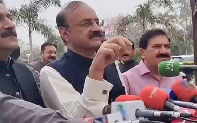 یہ چاہتے ہیں کہ جب مریم نواز اسمبلی آئیں تو ہم گھوگو گھوڑے بنے رہیں، احمد خان بھچر