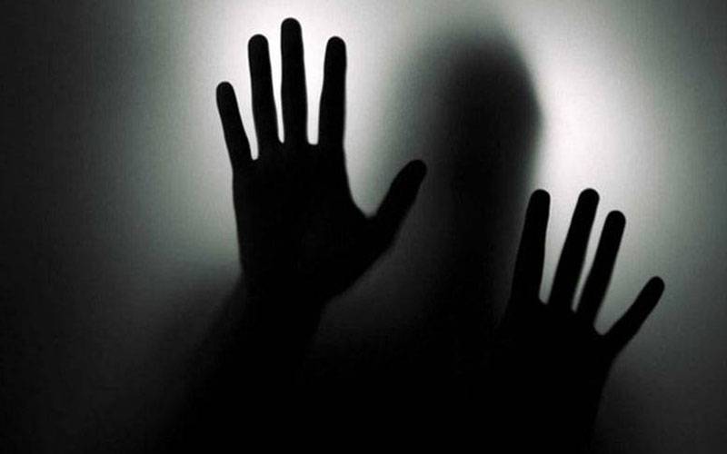 مظفر گڑھ: خاتون سے تھانے میں مبینہ زیادتی