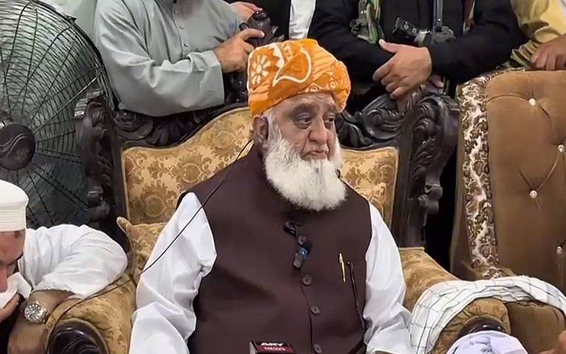 مدارس کی آزادی اور خودمختاری پر سمجھوتہ نہیں کرینگے، مولانا فضل الرحمان