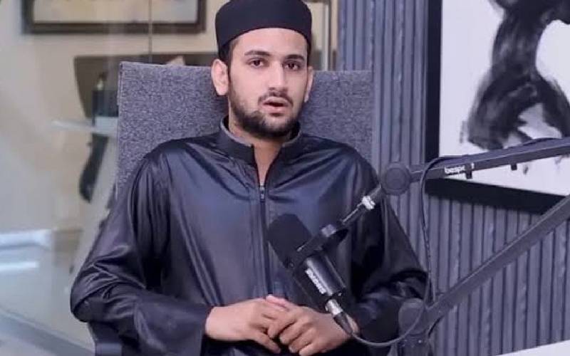 کروڑوں کمانے والے یوٹیوبر معاذ صفدر کو والد نے گھر سے الگ کردیا