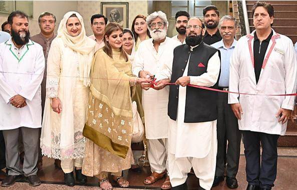 فاطمہ جناح میڈیکل یونیورسٹی اور سر گنگارام ہسپتال ترقی کی جانب گامزن،جدید لیپروسکوپ سرجری  کی سہولت فعال 