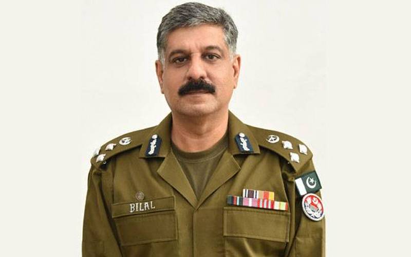 مجالس کیلئے سکیورٹی انتظامات کا جائزہ ،سی سی پی او لاہور کا امام بارگاہوں کا دورہ