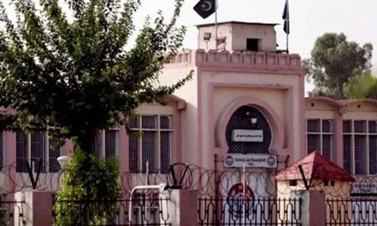 بانی پی ٹی آئی اور اہلیہ کو جیل میں تمام سہولیات دستیاب ہیں:ترجمان جیل خانہ جات 