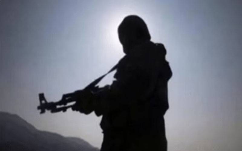 پشاور: دہشتگردوں کا حملہ ناکام، فتنہ الخوارج کا خودکش حملہ آور سہولت کار سمیت ہلاک