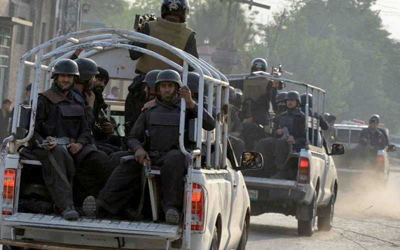 پشاور:دہشتگردی کا بڑا منصوبہ ناکام،خودکش حملہ آور اور ہینڈلر ہلاک