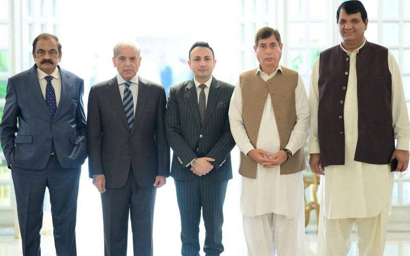 وزیراعظم شہباز شریف سے سینٹورس مال کے مالک کی ملاقات،ن لیگ میں شمولیت کا اعلان