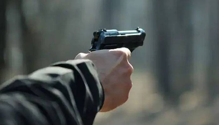   نامعلوم دہشت گردوں  کا پولیس اہلکار پر قاتلانہ حملہ،شدید زخمی کانسٹیبل ہسپتال منتقل