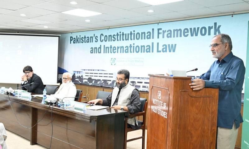 بین الاقوامی معیارات کیساتھ ہم آہنگی ضروری ہے،دستور کی اصل روح برقرار رہنی چاہیے: قانونی ماہرین