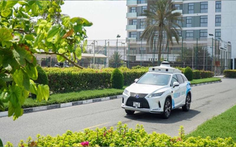 دبئی میں بغیر ڈرائیور کے چلنے والی کار سے متعلق اہم پیش رفت