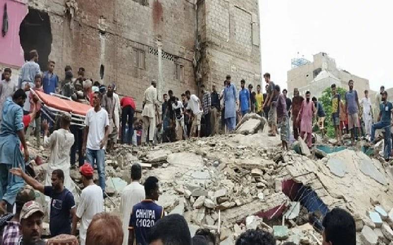 لیاری بلڈنگ حادثہ، ہندو برادری کے 20 افراد کی تدفین