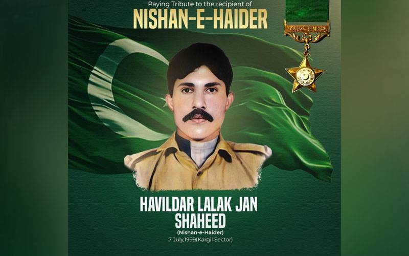 پاک فوج کا حوالدار لالک جان شہید نشانِ حیدر کو خراج عقیدت