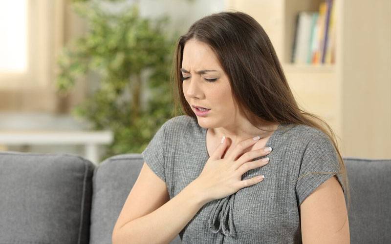 ہچکی کیوں آتی ہے، اسے کیسے روکا جائے؟