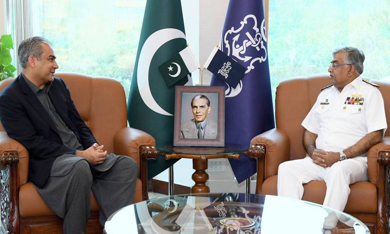 وفاقی وزیر داخلہ محسن نقوی کی نیول ہیڈ کوارٹرز  میں نیول چیف سے ملاقات