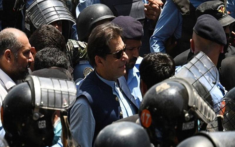 لاہور کی عدالت کاعمران خان کو ذاتی حیثیت میں پیش کرنے کا حکم