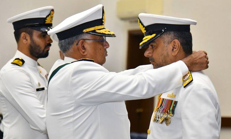کراچی میں پاک بحریہ کے اہلکاروں کو عسکری اعزازات تفویض کرنے کی پروقار تقریب 