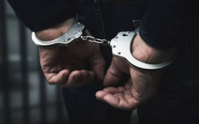 جعلی سرکاری افسر بن کر آئس سپلائی کرنے والا منشیات فروش  گرفتار