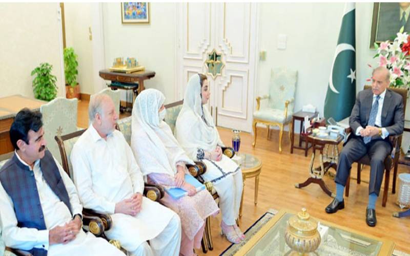   پی ٹی آئی میں کیوں شمولیت اختیار نہیں کی ؟ ثمر ہارون بلور نے اہم راز سے پردہ اٹھا دیا 