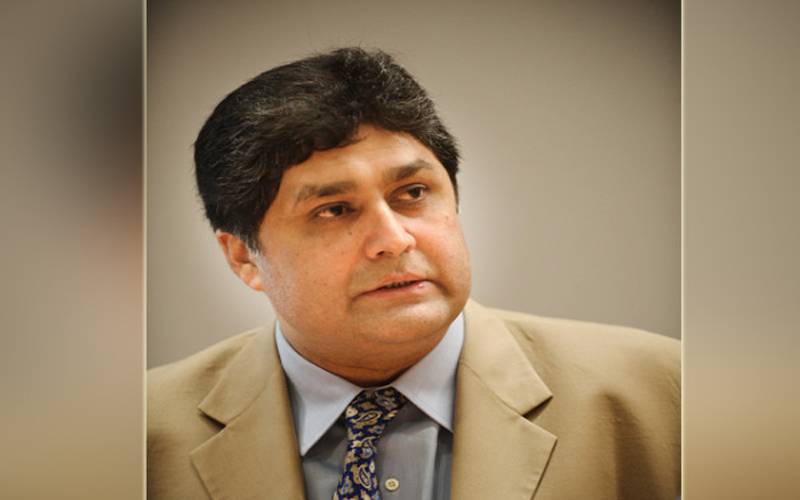 فواد حسن فواد نے 30 کروڑ ڈالر کی چینی درآمد کرنے پر سوالات اٹھا دیئے
