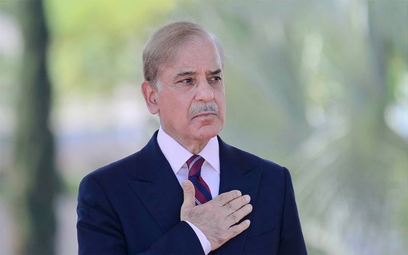 ٹیکس گوشوارے بھرنے کے لئے ہیلپ لائن قائم کی جائے، وزیراعظم