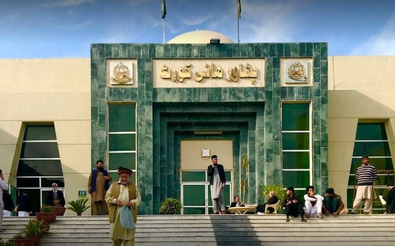 پشاور ہائیکورٹ: مخصوص نشستوں سے متعلق پی ٹی آئی کی درخواست اعتراض لگا کر واپس 