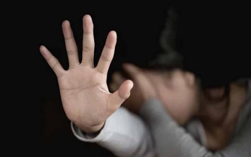 ہسپتال میں وارڈ بوائے کی 15 سالہ لڑکی کیساتھ مبینہ اجتماعی زیادتی