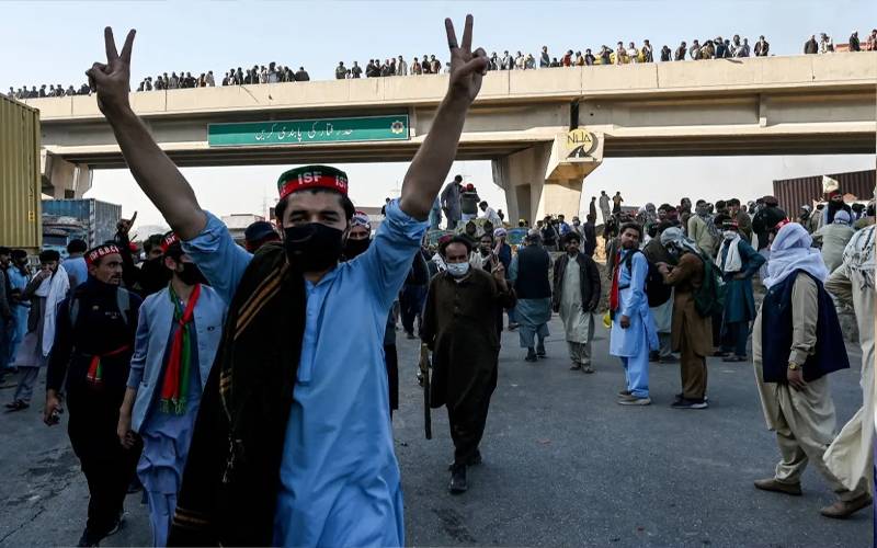 26 نومبر احتجاج کیس: چالان کی نقول تقسیم، غیر حاضر ملزمان کے وارنٹ گرفتاری جاری