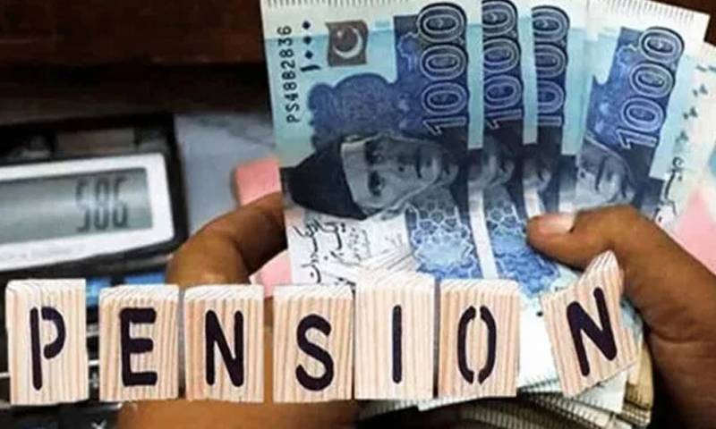 پینشنرز کی موجیں، وزیراعظم نے بڑے اضافے کی منظوری دے دی 