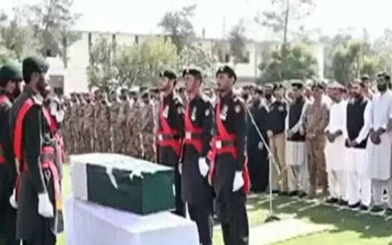  دہشتگردوں سے مقابلے کے دوران شہید ہونیوالے میجر رب نواز کی نماز جنازہ ادا