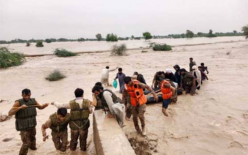  پاک آرمی کا سیلابی صورتحال میں فضائی ریسکیو آپریشنز  جاری،109افرادمحفوظ مقام پر منتقل