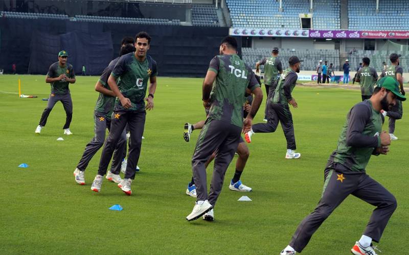 بنگلہ دیش کیخلاف سیریز ؛قومی سکواڈ کاشیر بنگلہ نیشنل سٹیڈیم میں پہلا پریکٹس سیشن 
