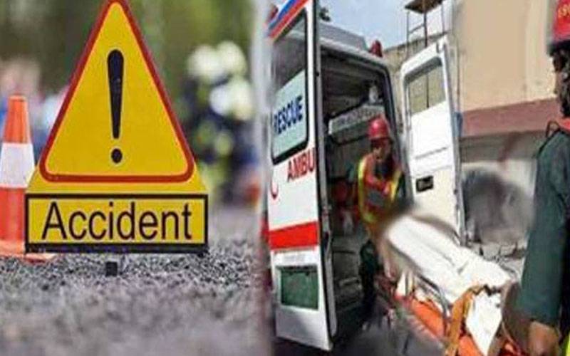 پشاور: ایکسائز کی گاڑی کو حادثہ، انسپکٹر جاں بحق، 4 سپاہی شدید زخمی