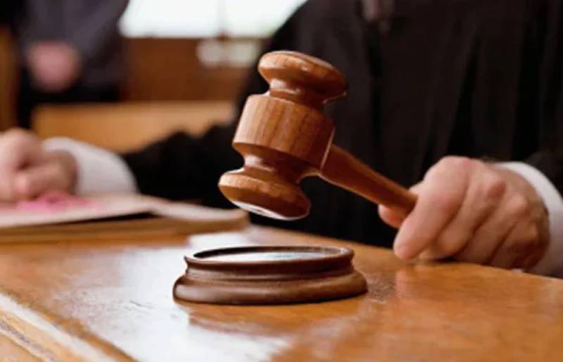 پشاور میں توہینِ عدالت کیس میں ایس ایچ او کے وارنٹِ جاری