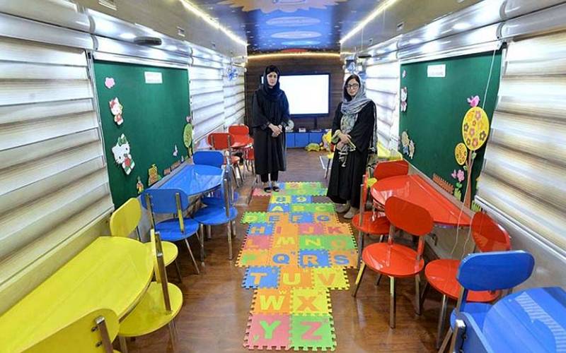 پنجاب میں’’ سکول آن ویل’’ اور’’موبائل لائبریری ‘‘شروع کرنے کا فیصلہ