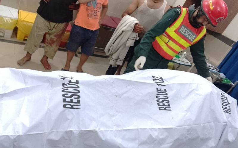 پسرور: چونڈہ ریلوے اسٹیشن پر افسوسناک حادثہ، بزرگ شہری ٹرین کے نیچے آکر جاں بحق