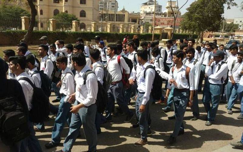 انٹر میں داخلہ لینے والے طلبا کیلئے بڑی خوشخبری