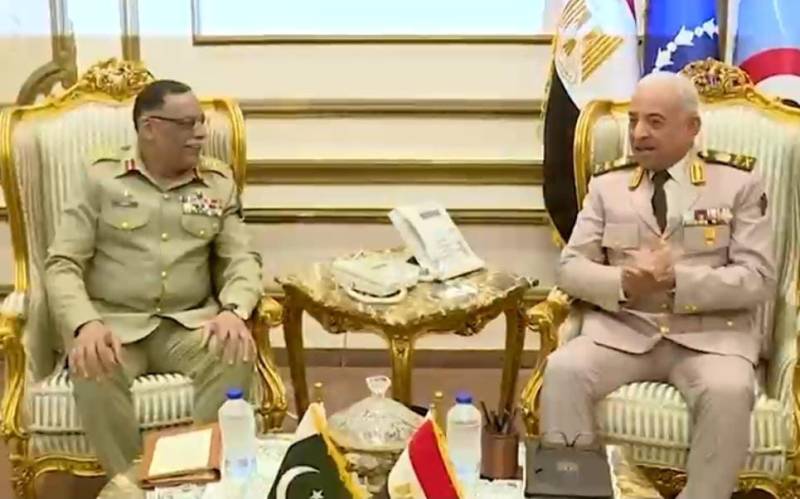  جنرل ساحر شمشاد مرزا  کی  مصری صدر اور وزیر دفاع سے ملاقات،عسکری تعلقات مزید مستحکم بنانے پر اتفاق 