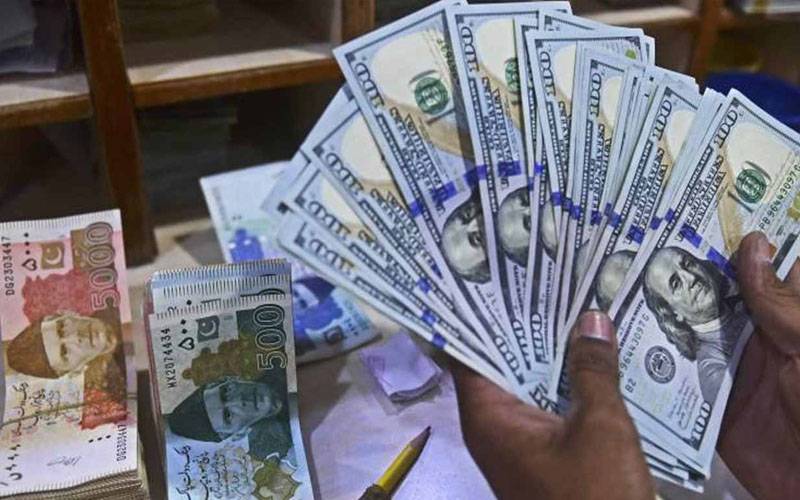 ڈالر کی قیمت میں مسلسل آٹھویں روز کمی،روپے کی قدر میں بہتری