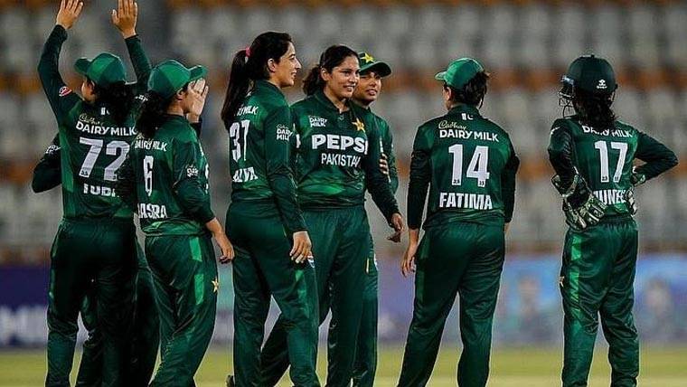 نیشنل ویمن کرکٹ ٹیم کی بلے باز صدف شمس زخمی،شوال ذوالفقار  ٹیم میں شامل