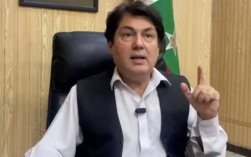 شوگر مافیا کا تعلق حکمران طبقے سے،ہاتھ کون ڈالے: بیرسٹر سیف