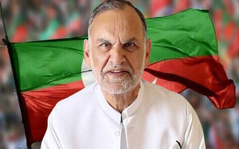 پی ٹی آئی رہنما اعظم سواتی کو پشاور ایئرپورٹ پر بیرون ملک جانے سے روک دیا گیا