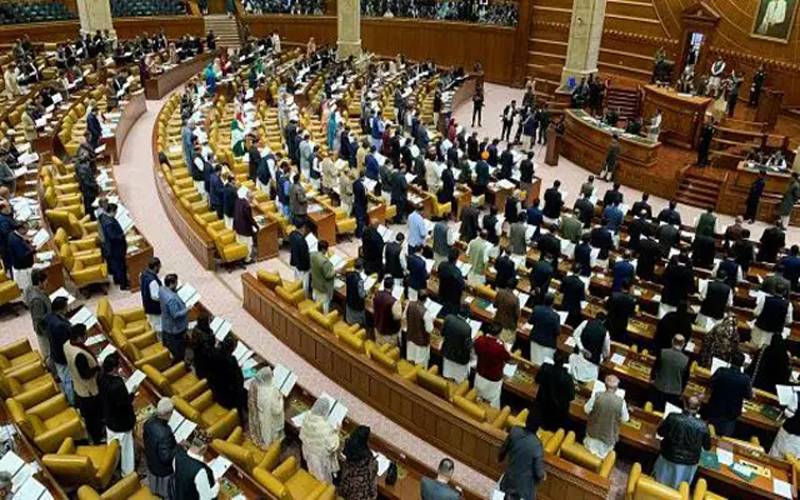 اراکین پنجاب اسمبلی ایک سال میں 15 کروڑ روپے کی بجلی اڑا گئے 