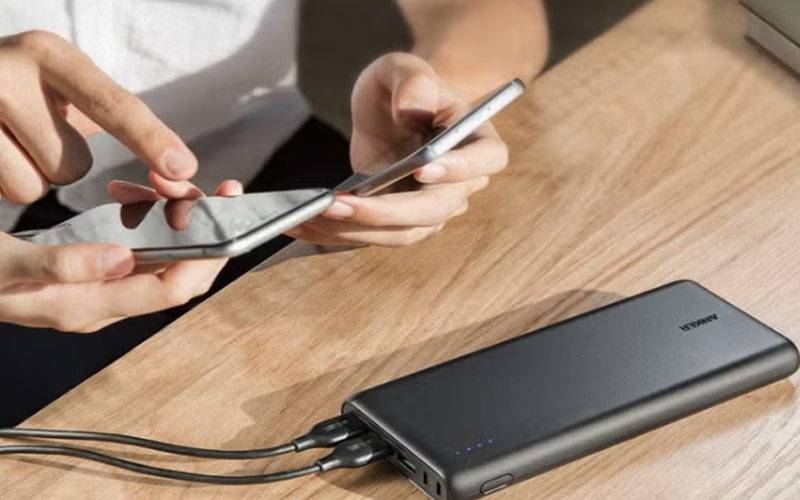 جہاز میں پاور بینک لے جانے والوں کو خبردار کردیا گیا
