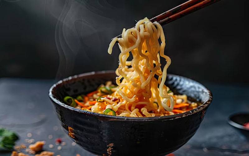 نولڈلز ، روزانہ کھانا فائدہ مند یا نقصان دہ؟