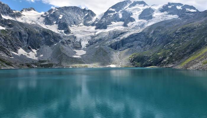 خیبرپختونخوا میں گلیشیئرز والے علاقوں میں جھلیں پھٹنے کا اندیشہ