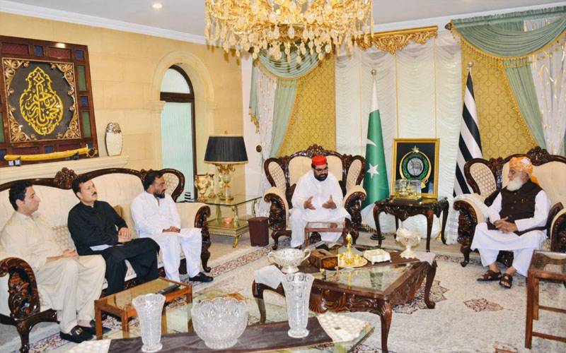 سینیٹر ایمل ولی کی مولانا فضل الرحمان سے ملاقات،اے پی سی میں شرکت کی دعوت دی