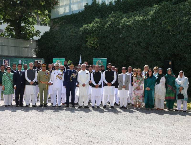  قاہرہ، پاکستانی سفارتخانےمیں یوم آزادی کی تقریب روایتی جوش و جذبے کے ساتھ منائی گئی